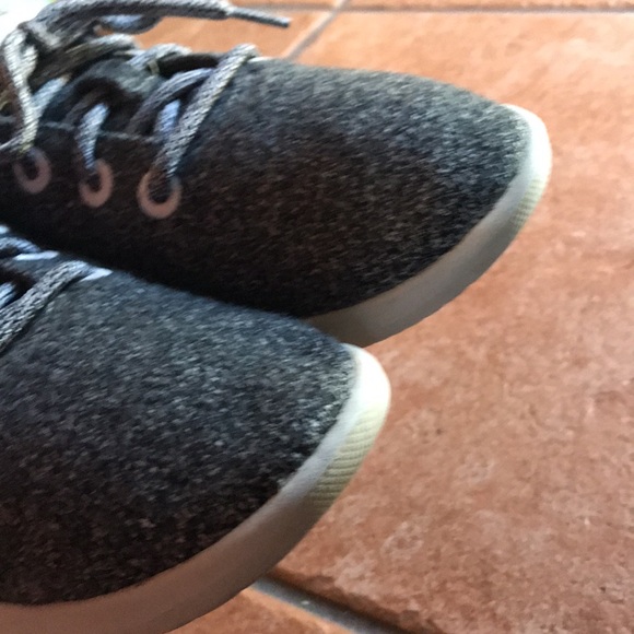 Allbirds gray walking sneakers shoes size W8 - Picture 14 of 15